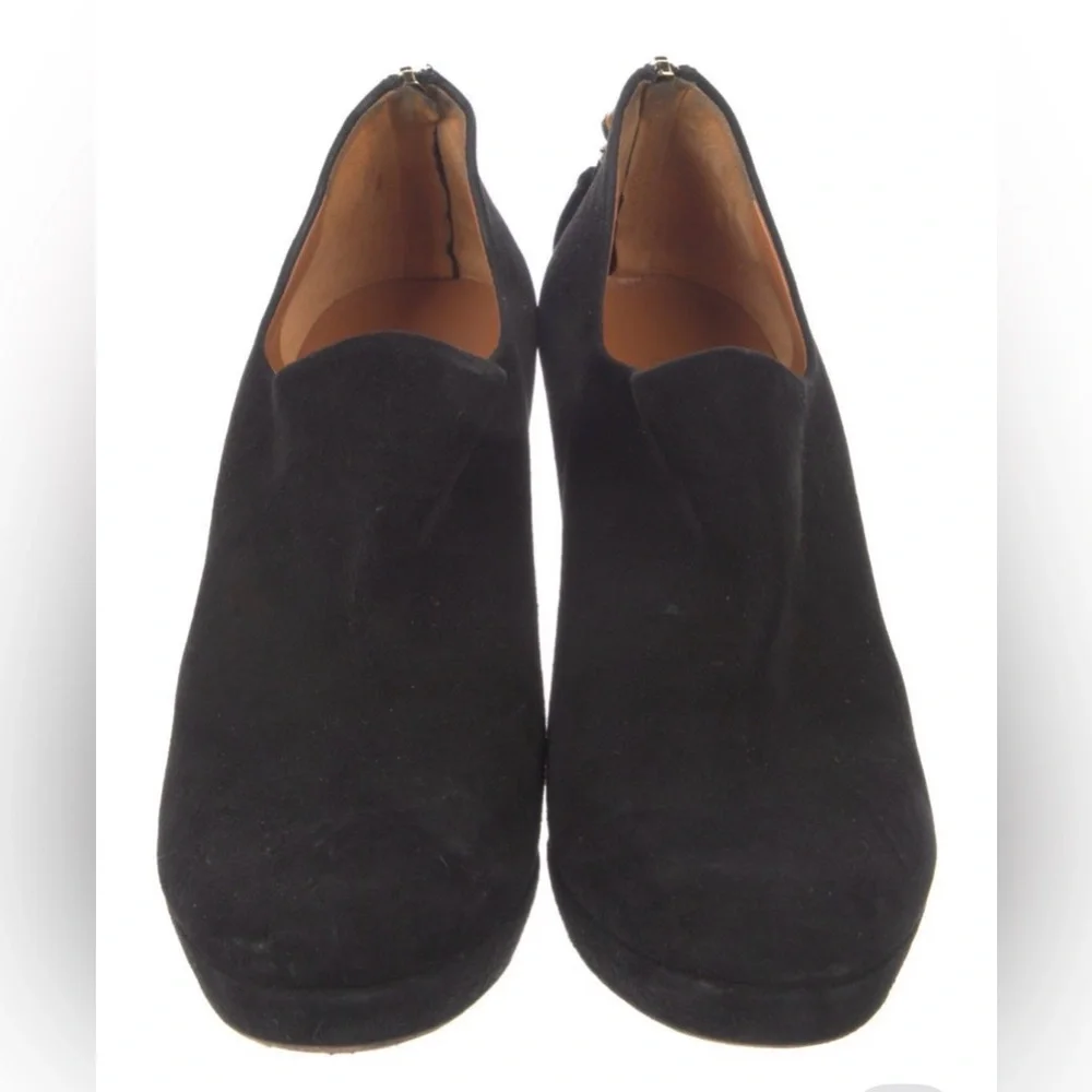 Gucci Black Ankle Booties with Tassel - Picture 4 of 11